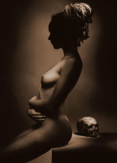 �������