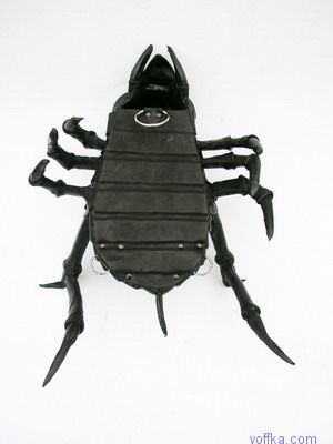 Кожанная сумка жук