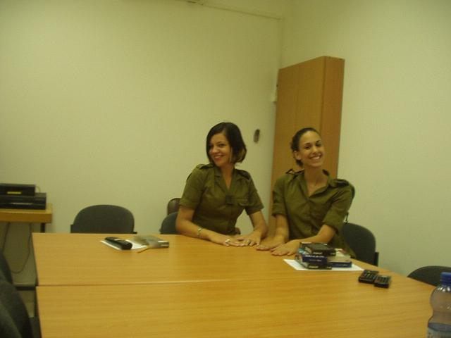 Девушки в Израильской армии - Страница 2 Image4_7