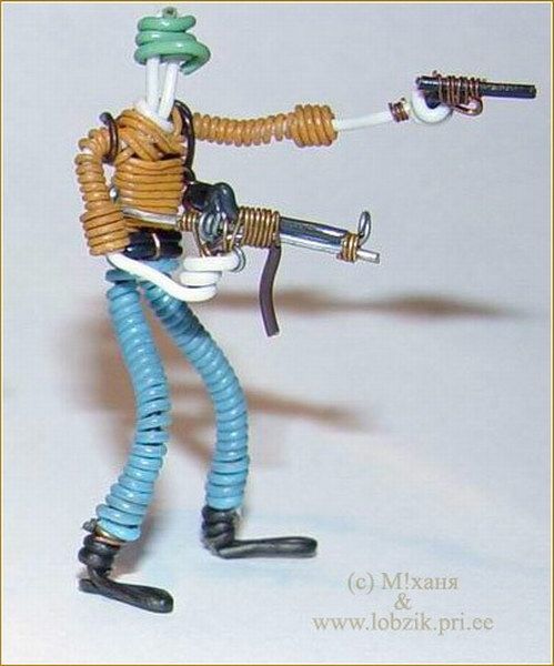 Солдатики из проволки