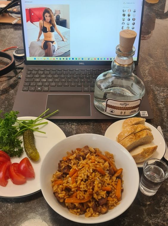 Сцуко порадовал нас пятничной картинкой