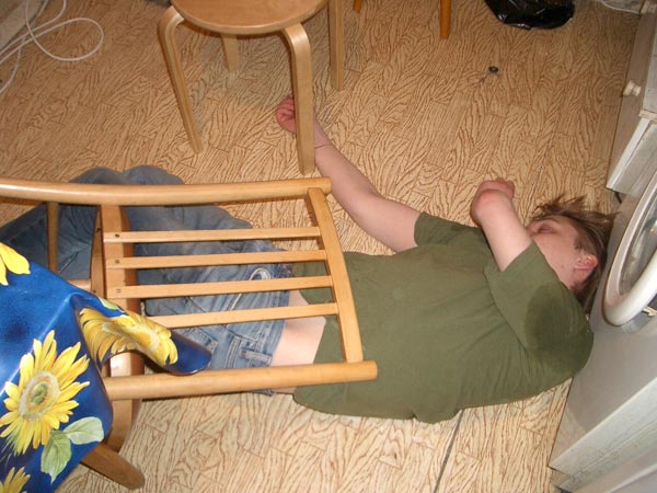 �������