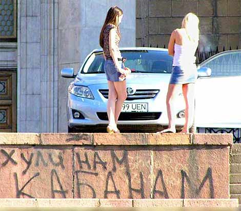 ��������