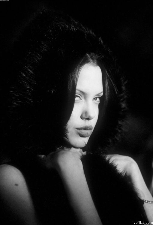 ��������� ����� (Angelina Jolie)