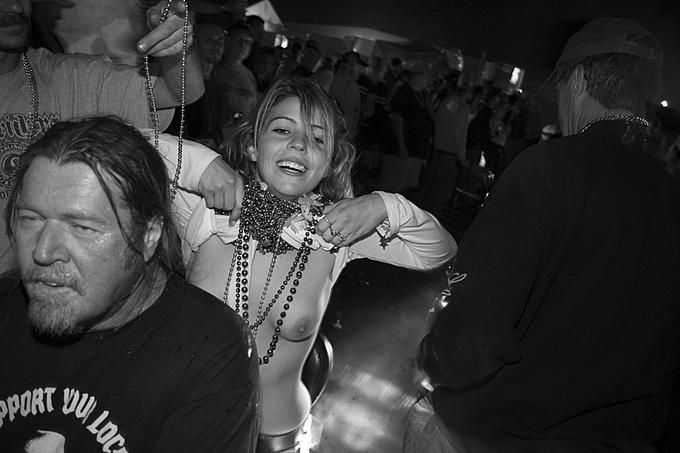 ������ ����