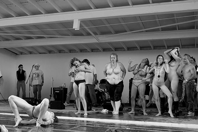 ������ ����