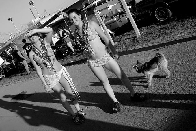 ������ ����