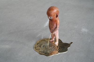 �������