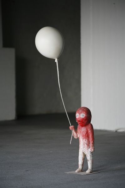 �������