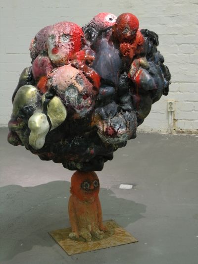 �������