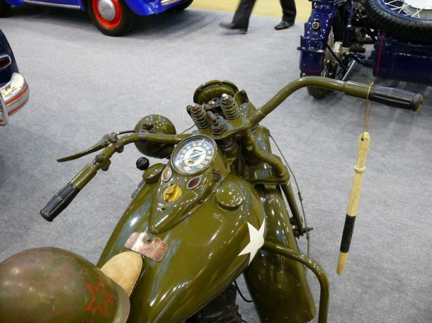 ���� ���