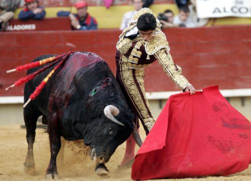 �������