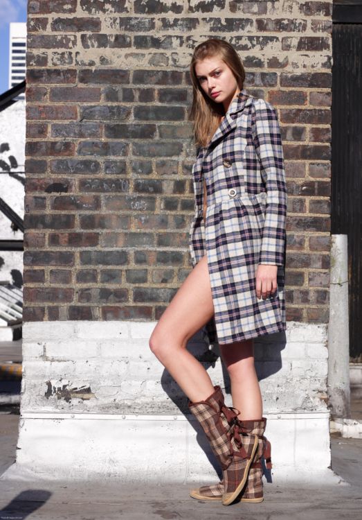 ���� � ���-�����