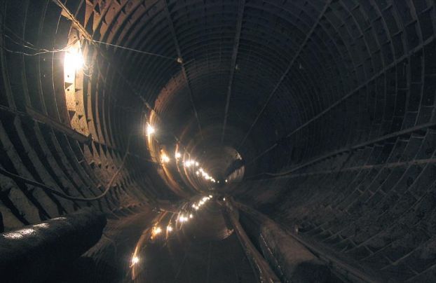 ����������