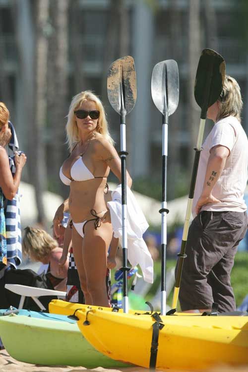 Старушка Пэм