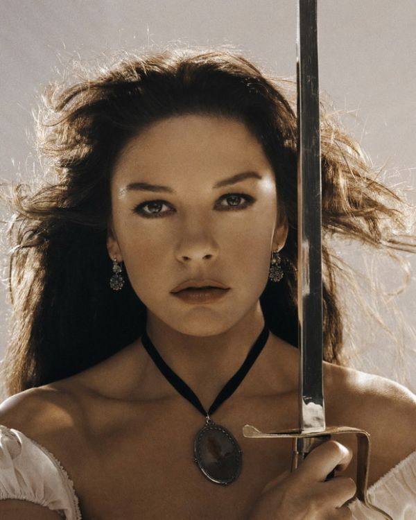 ������ ���� ����� (Catherine Zeta Jones)