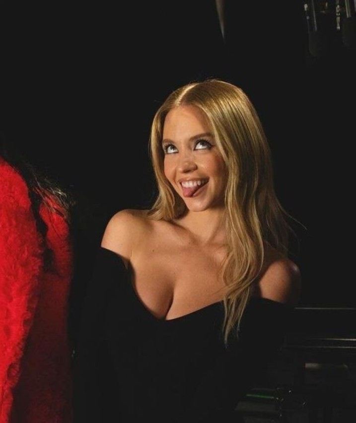 ����
