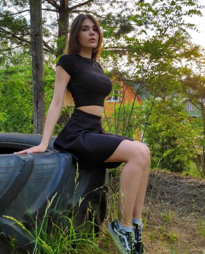 �������