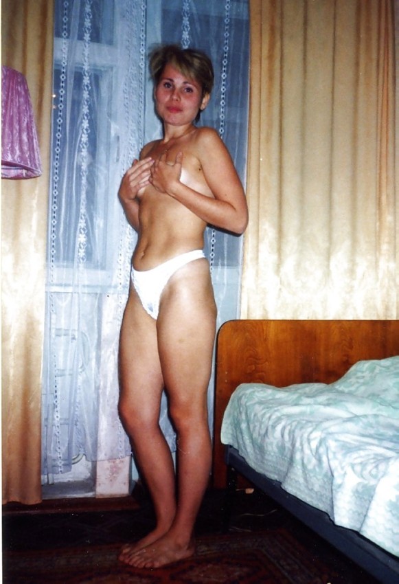90�