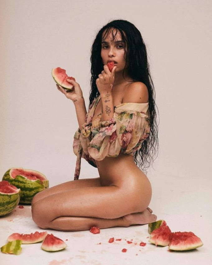 �����