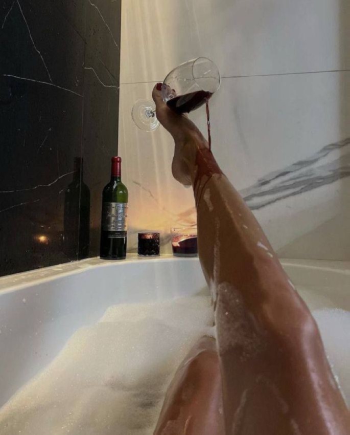 �������