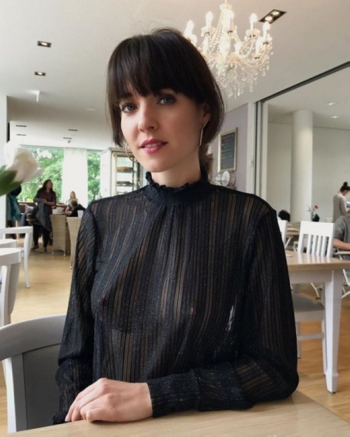 ��������