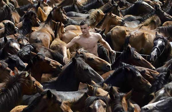 ���� ���� �� Reuters