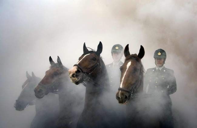 ���� ���� �� Reuters