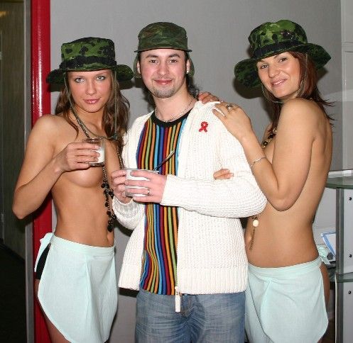 23 �������