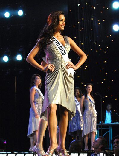 Zuleyka Rivera (Miss Puerto Rico / Miss Universe 2006)