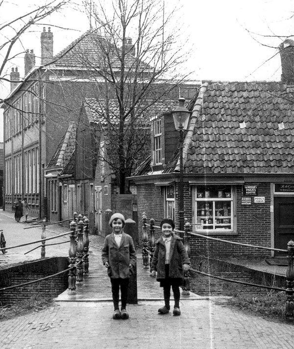 ������ ����� ��������� (1900-1930-� ����)