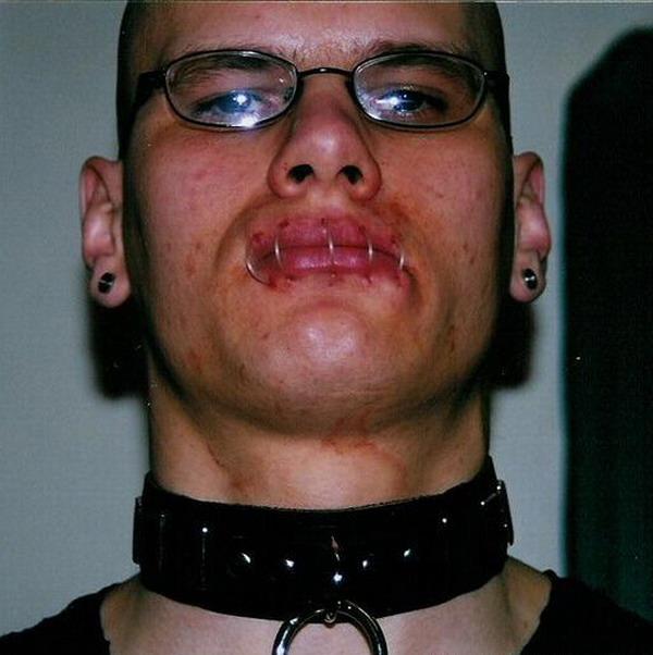 �������