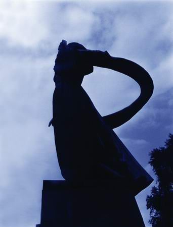 �������