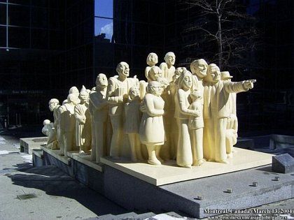 Странные статуи мира